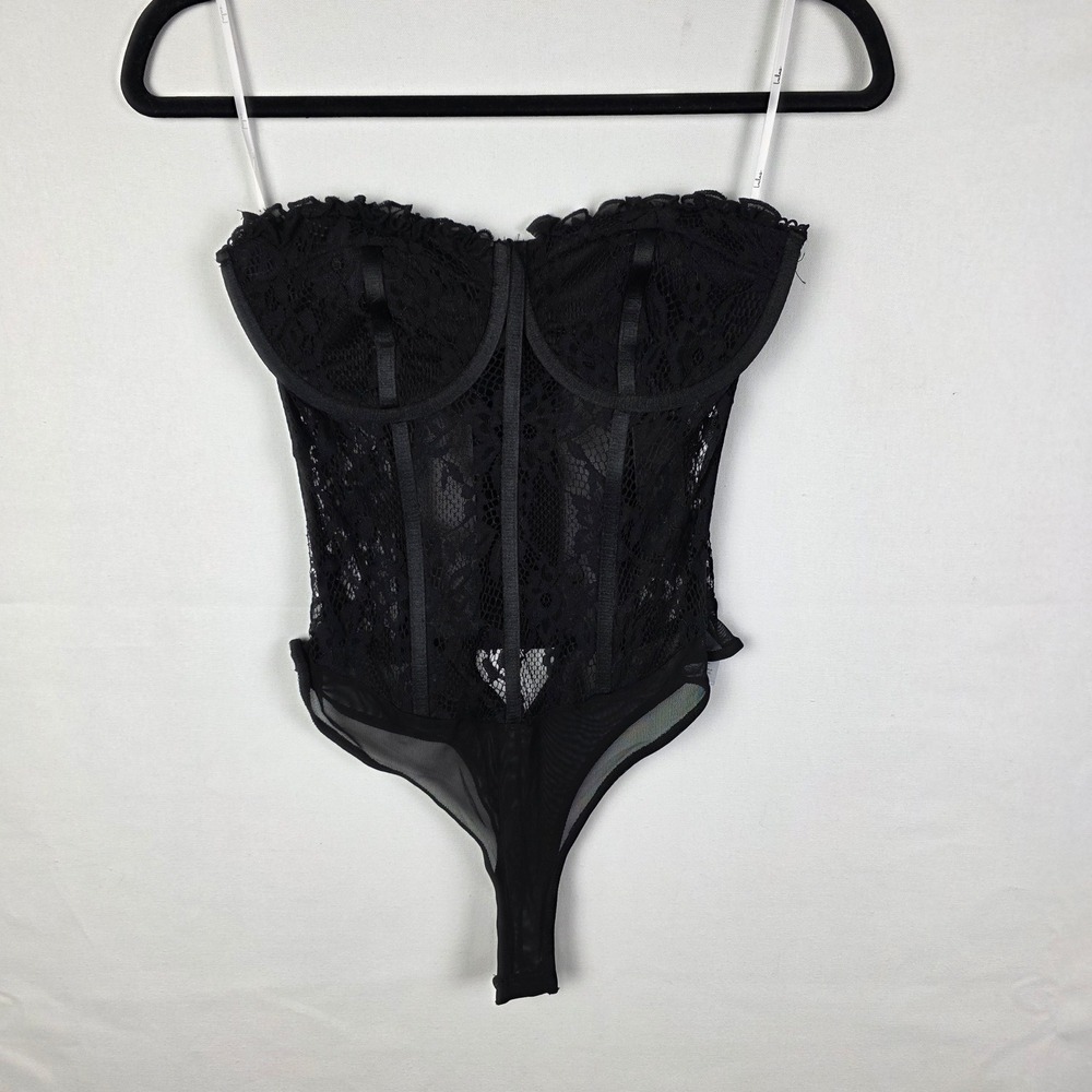 Lulus Black Lace Corset Bodysuit Underwire Mesh Thong Medium NWT